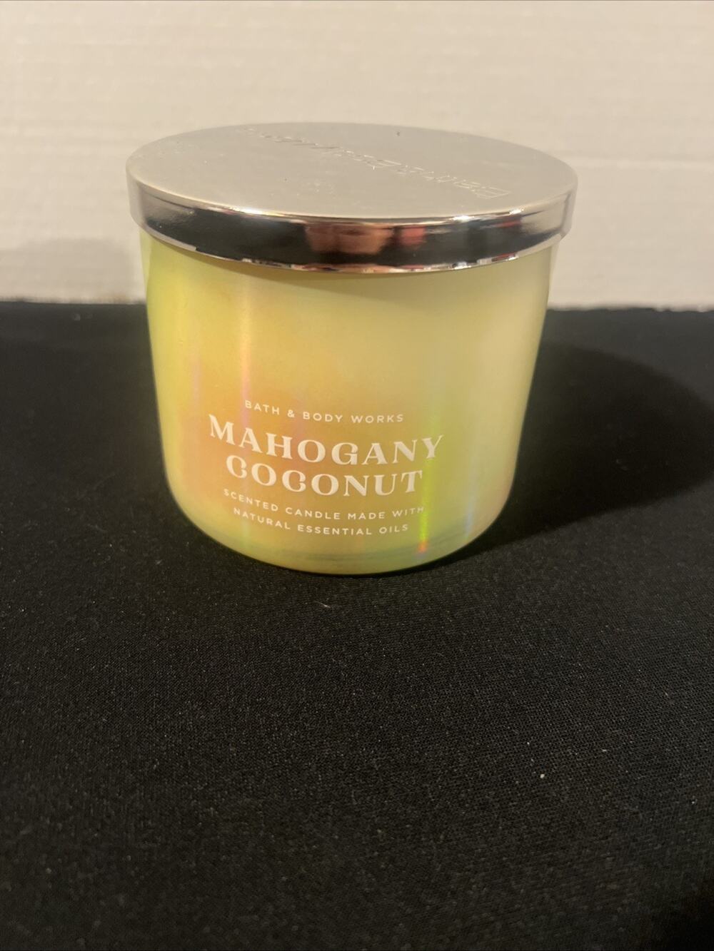 Bath & Body Works ~ Scented 3 Wick Candle 14.5 oz ~ Mahogany Coconut